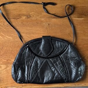 Vintage 80s Saks Fifth Avenue Elegant Black Leather Women's Bag